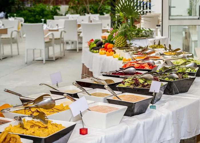 Port de Alcudia (Mallorca) hotels near Club de Golf Alcanada