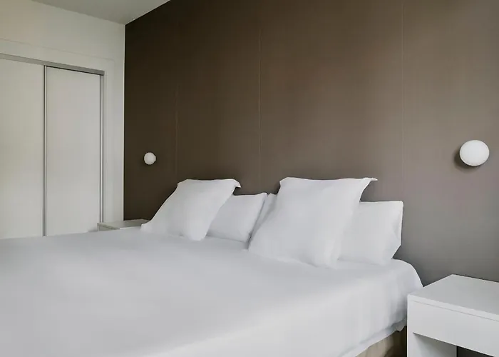 Cala d'Or (Mallorca) City Center Hotels