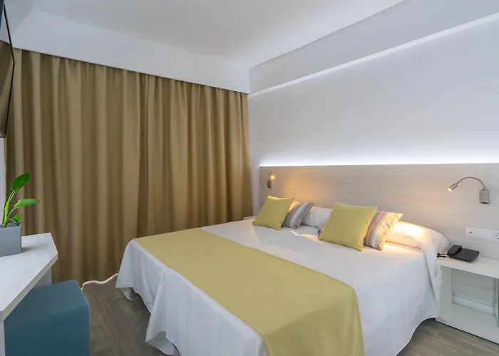 Palma Nova (Mallorca) Cheap Hotels