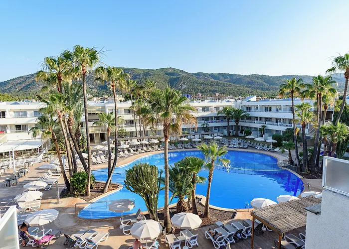 Palma Nova (Mallorca) hotels near Western Water Park
